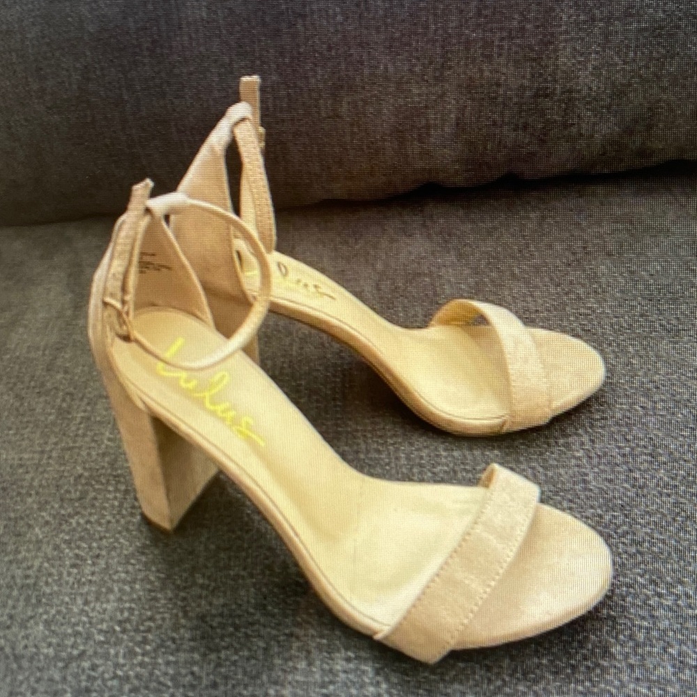 Lulu's Nude Block Heel Sandals